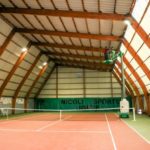 Changement de l'éclairage du court couvert de tennis