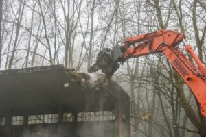 Démolition tribune Sainte Anne